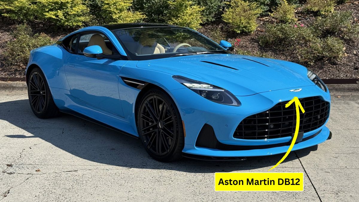 Aston Martin DB12